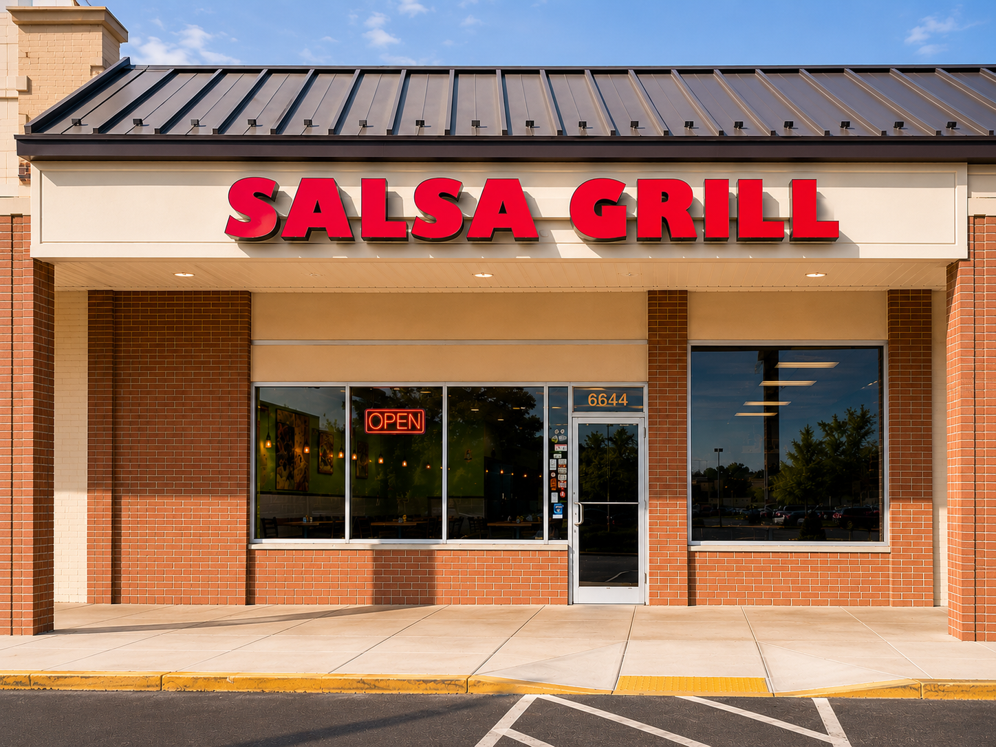 Front view of Salsa Grill restaurant